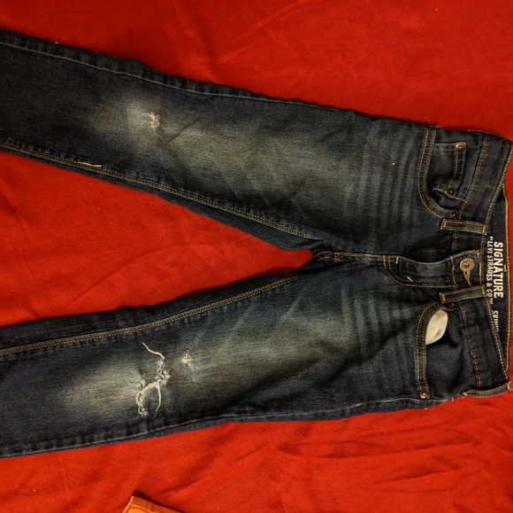 Clothes - Picture 7 of 8